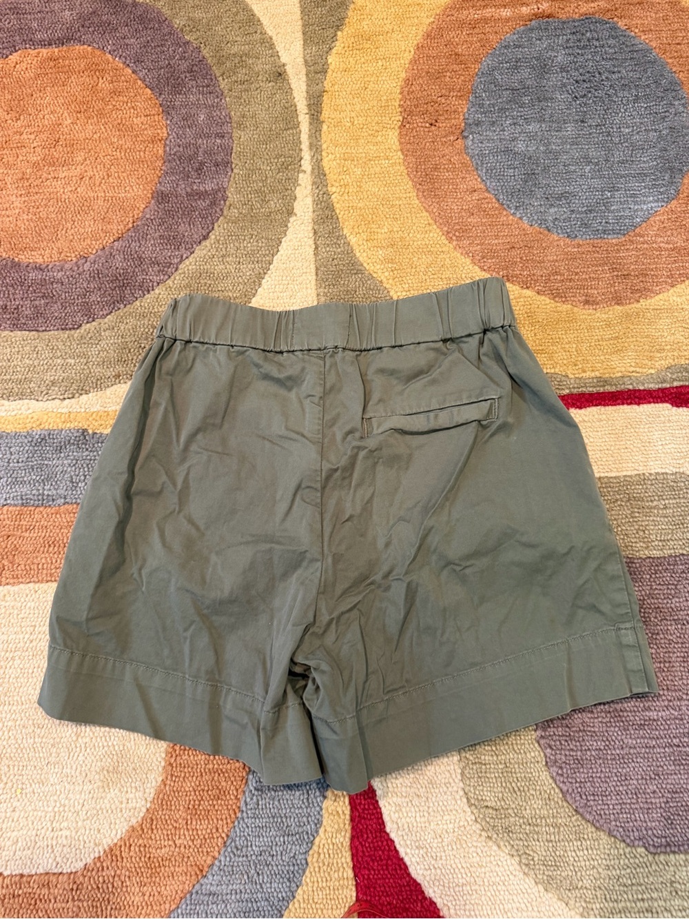 Everlane Olive Green High-Waist Women’s Shorts - Picture 4 of 4